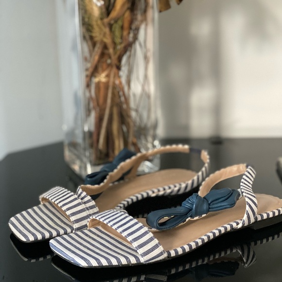 Charles & Keith Sandals - Picture 2 of 6